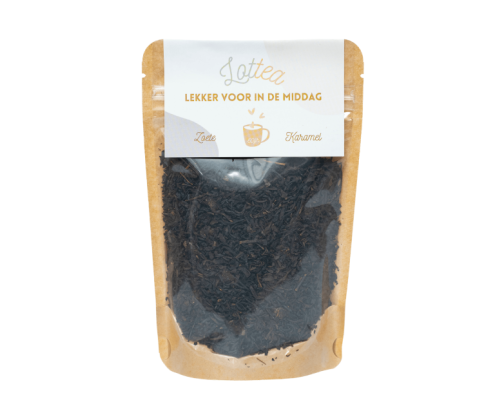 Lekker-voor-in-de-middag-stazak Losse zwarte thee in een bruine stazak van het merk Lottea, deze thee heet lekker voor in de middag met de smaak zoete karamel.