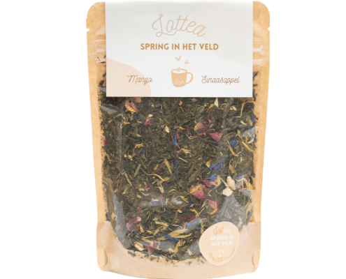 losse thee in stazak van het merk lottea. De thee heet spring in het veld thee, een lentethee met sinaasappel en mango.